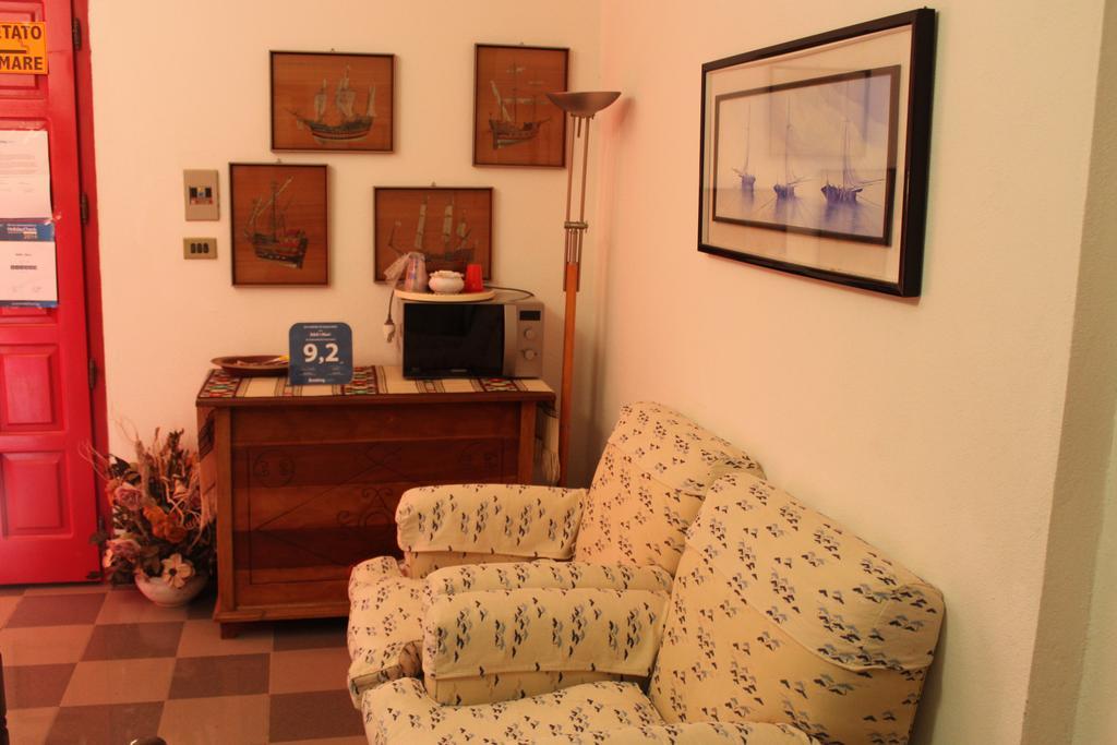 B&B I Mari Torpè Esterno foto