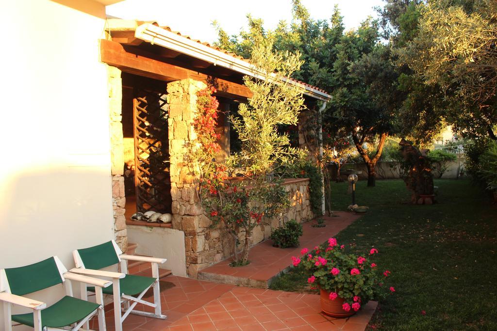 B&B I Mari Torpè Esterno foto