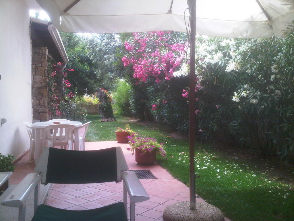 B&B I Mari Torpè Esterno foto
